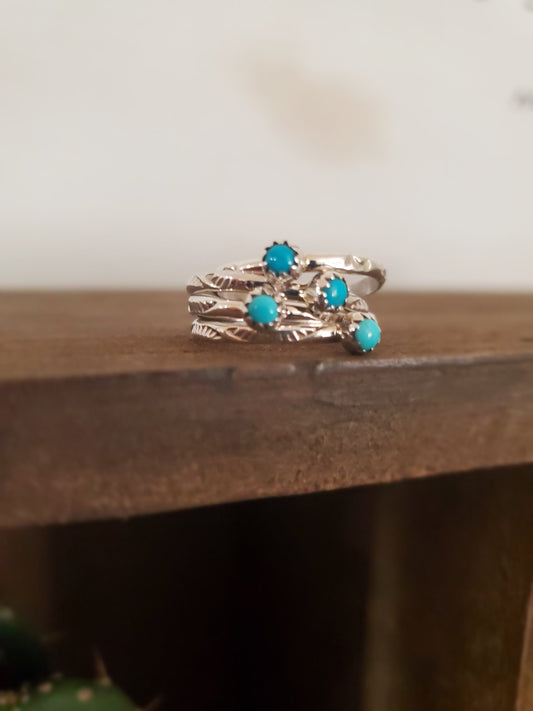 Dainty Turquoise Ring